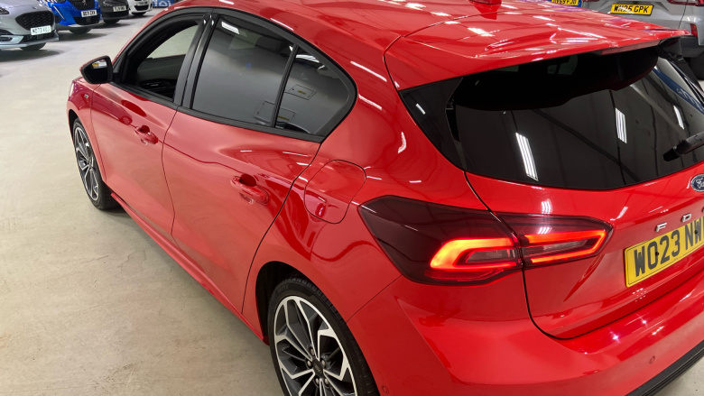 Ford Focus 1.0 EcoBoost ST-Line X 5dr Petrol Hatchback